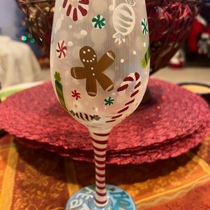NWT Lolita Festive Holiday Treat Wine Frosted Glass
